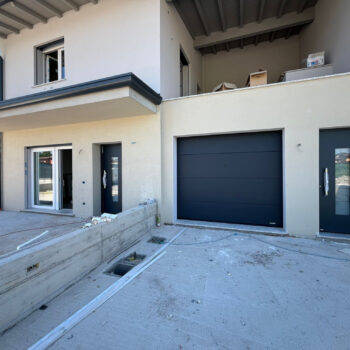 Dove contano sicurezza e stile: blindati e sezionali Clast.